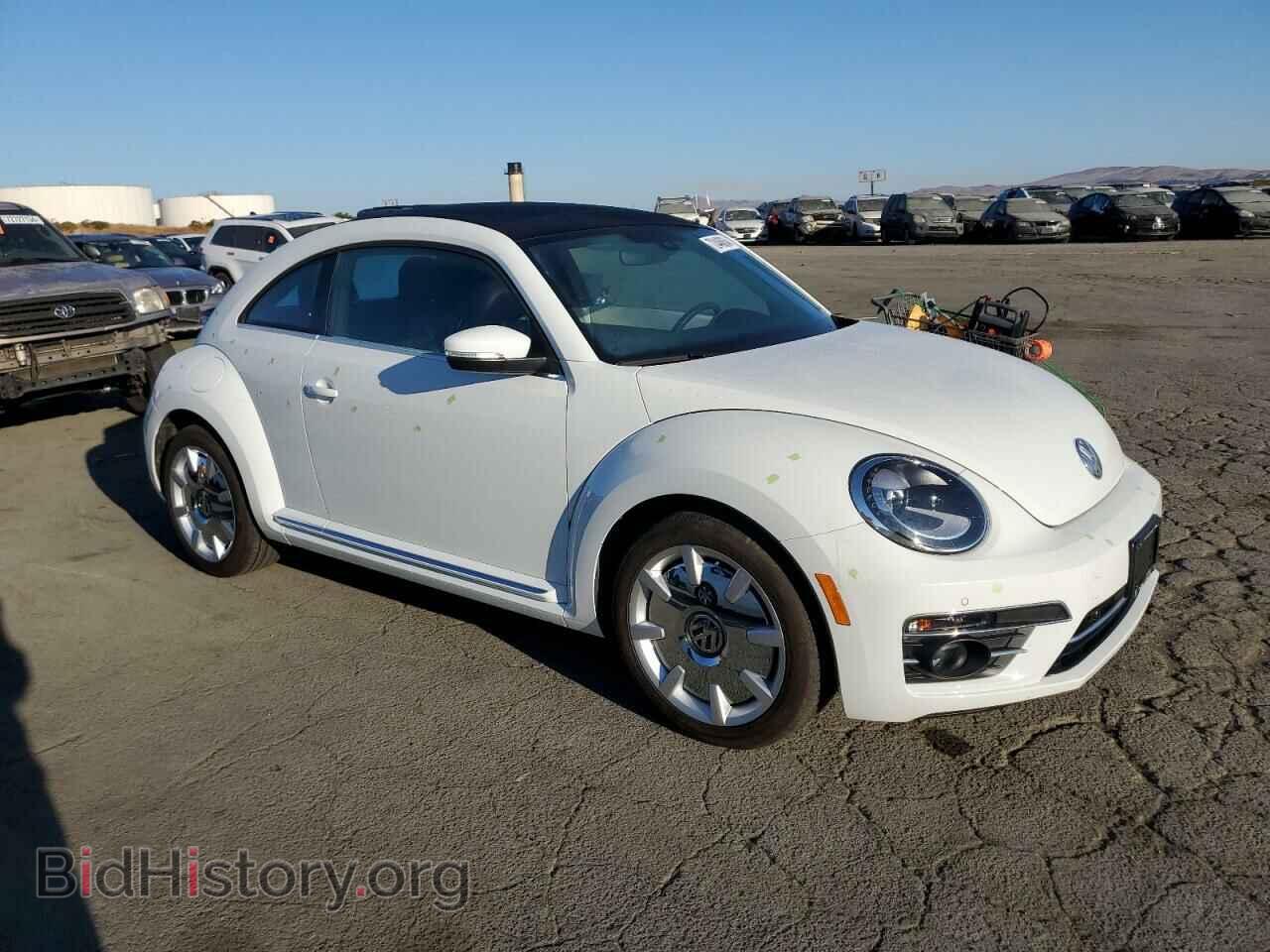 2019 VOLKSWAGEN BEETLE - VIN: 3VWJD7AT3KM716429 - Фото 4