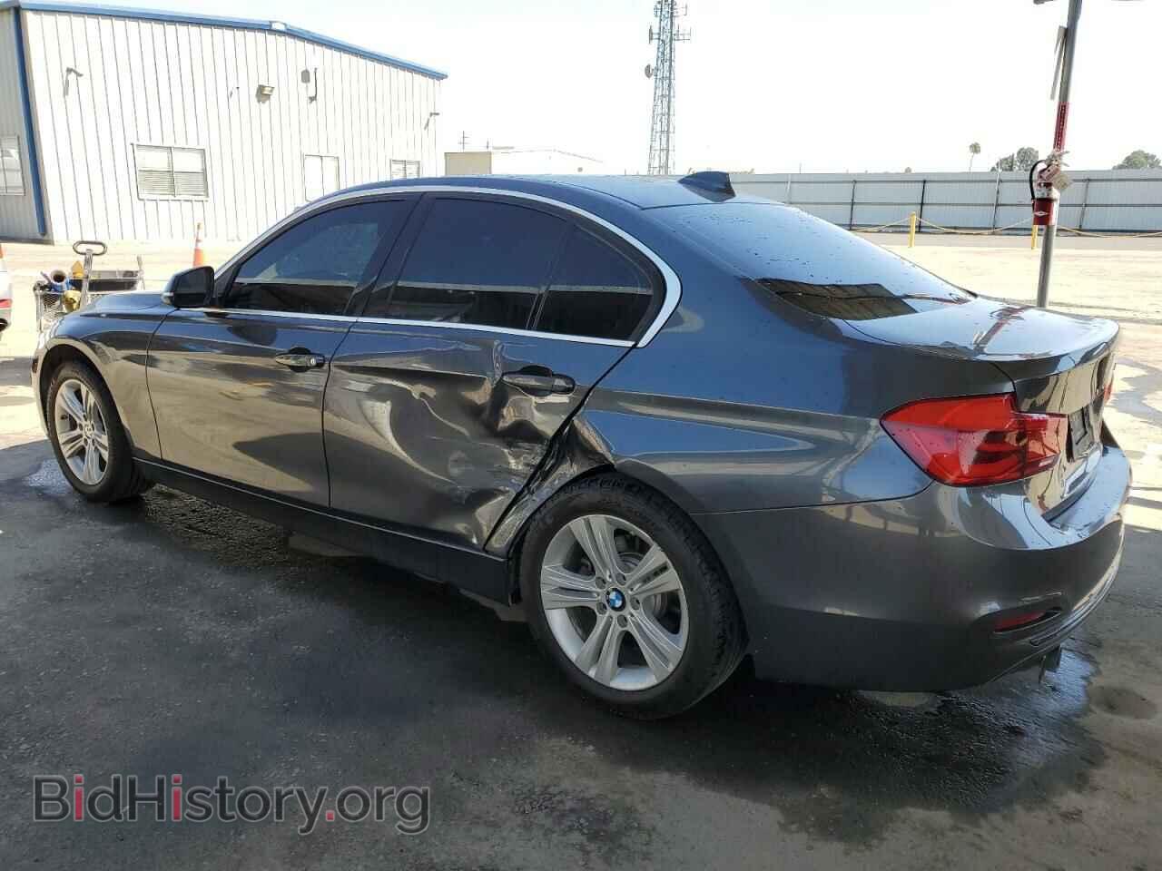 2018 BMW 3 SERIES - VIN: WBA8B9C5XJEE82893 - Фото 2