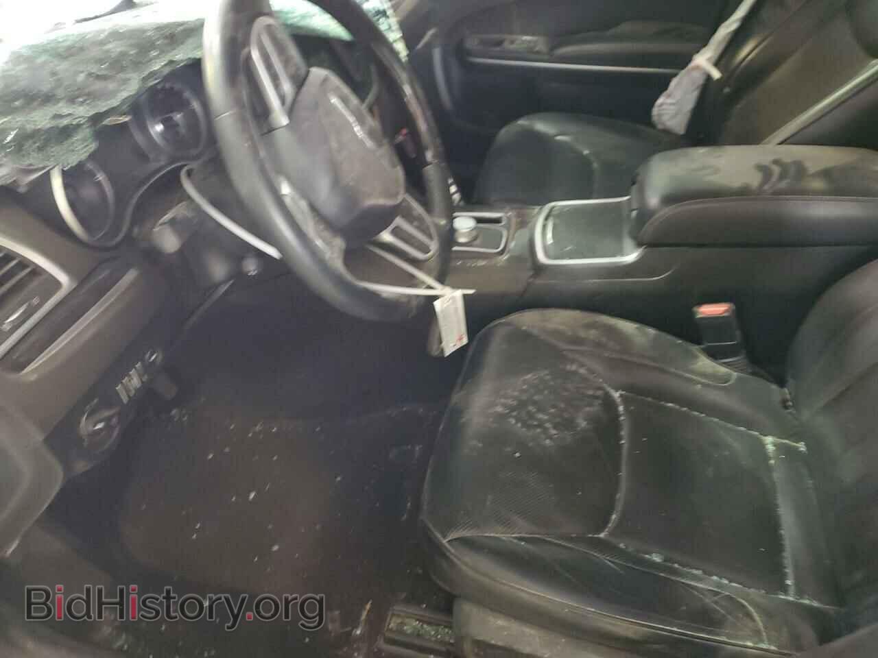 2019 CHRYSLER 300 - VIN: 2C3CCAEG7KH536320 - Фото 7
