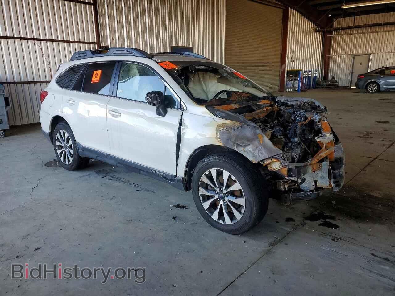 2017 SUBARU OUTBACK - VIN: 4S4BSANC1H3209829 - Фото 4