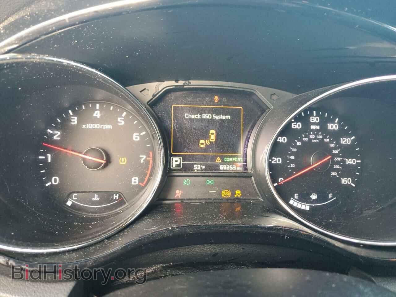 2018 KIA All Models - VIN: KNDMC5C10J6377145 - Фото 9