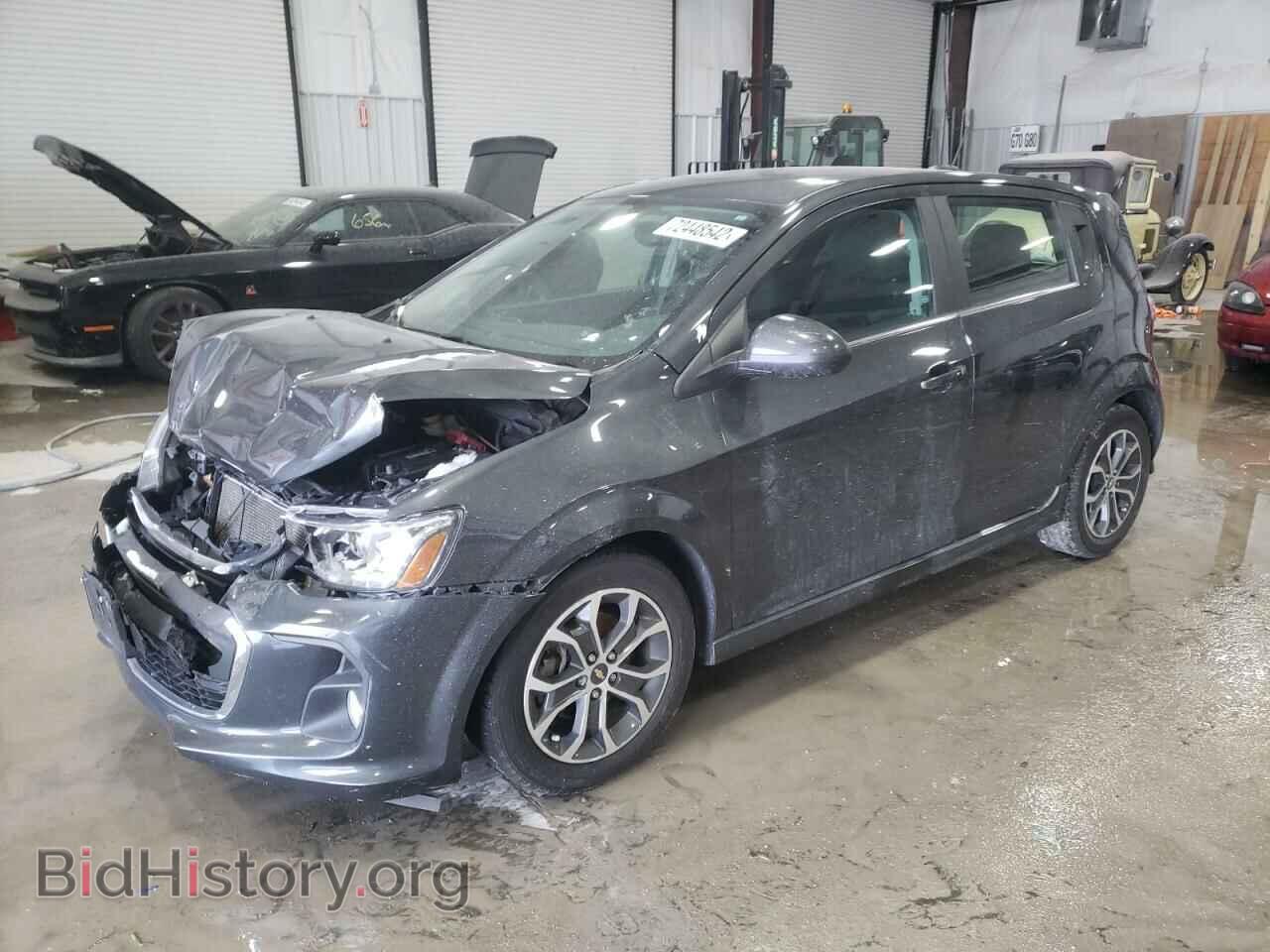 Photo 1G1JD6SH7H4129395 - CHEVROLET SONIC 2017