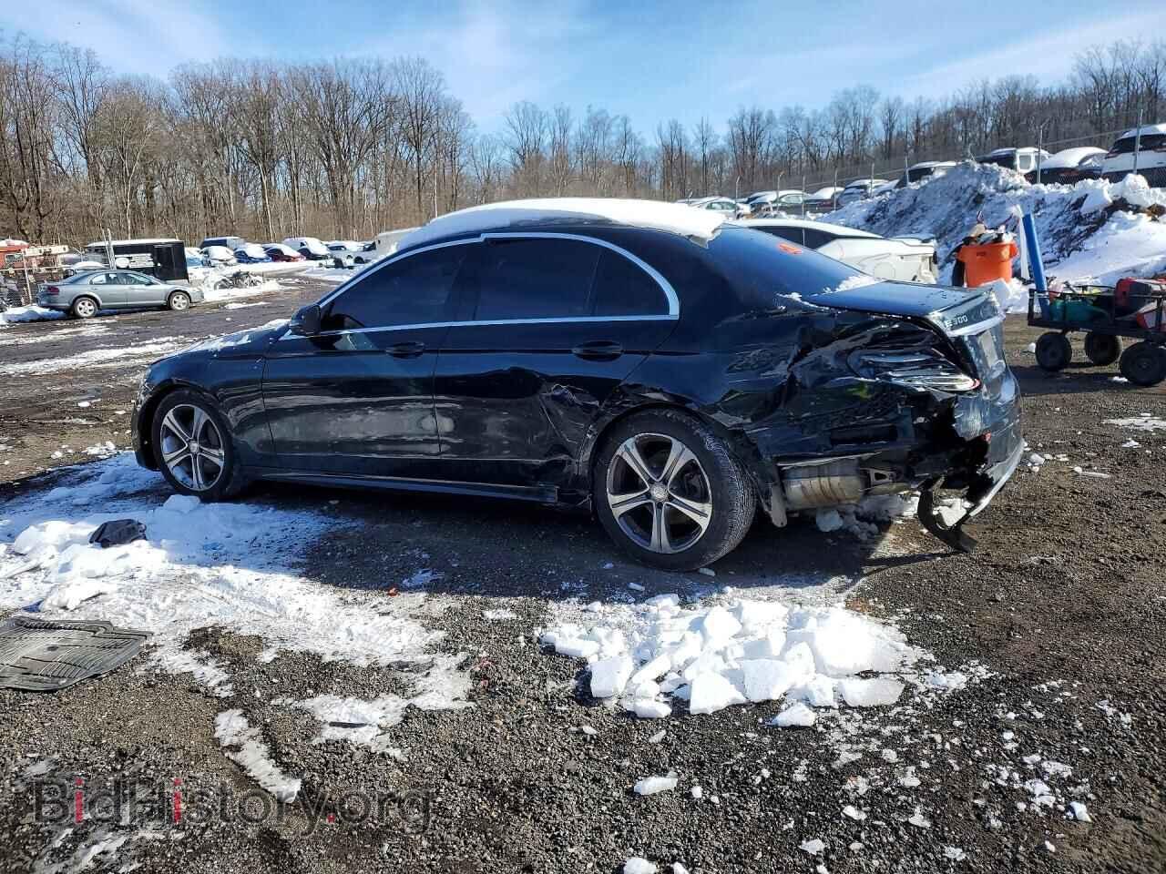 2017 MERCEDES-BENZ E-CLASS - VIN: WDDZF4KB8HA128011 - Фото 2