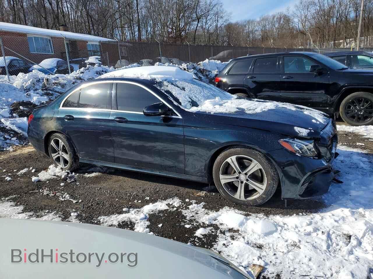 2017 MERCEDES-BENZ E-CLASS - VIN: WDDZF4KB8HA128011 - Фото 4