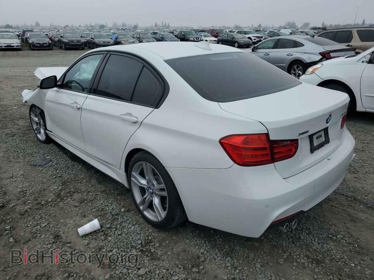 2015 BMW 3 SERIES - VIN: WBA3B3C5XFF547490 - Фото 2