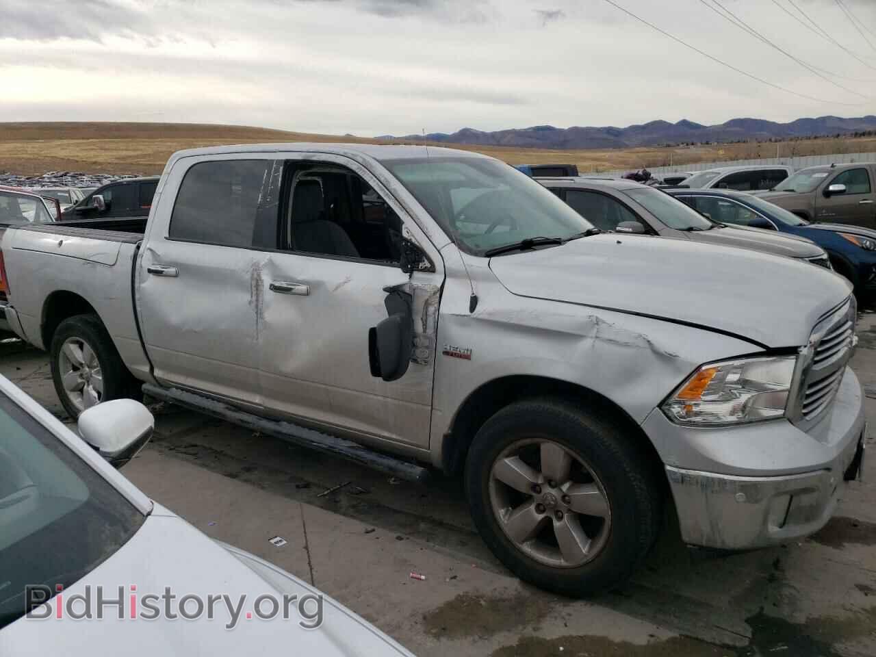 2019 RAM 1500 - VIN: 1C6RR7LT3KS524737 - Фото 4