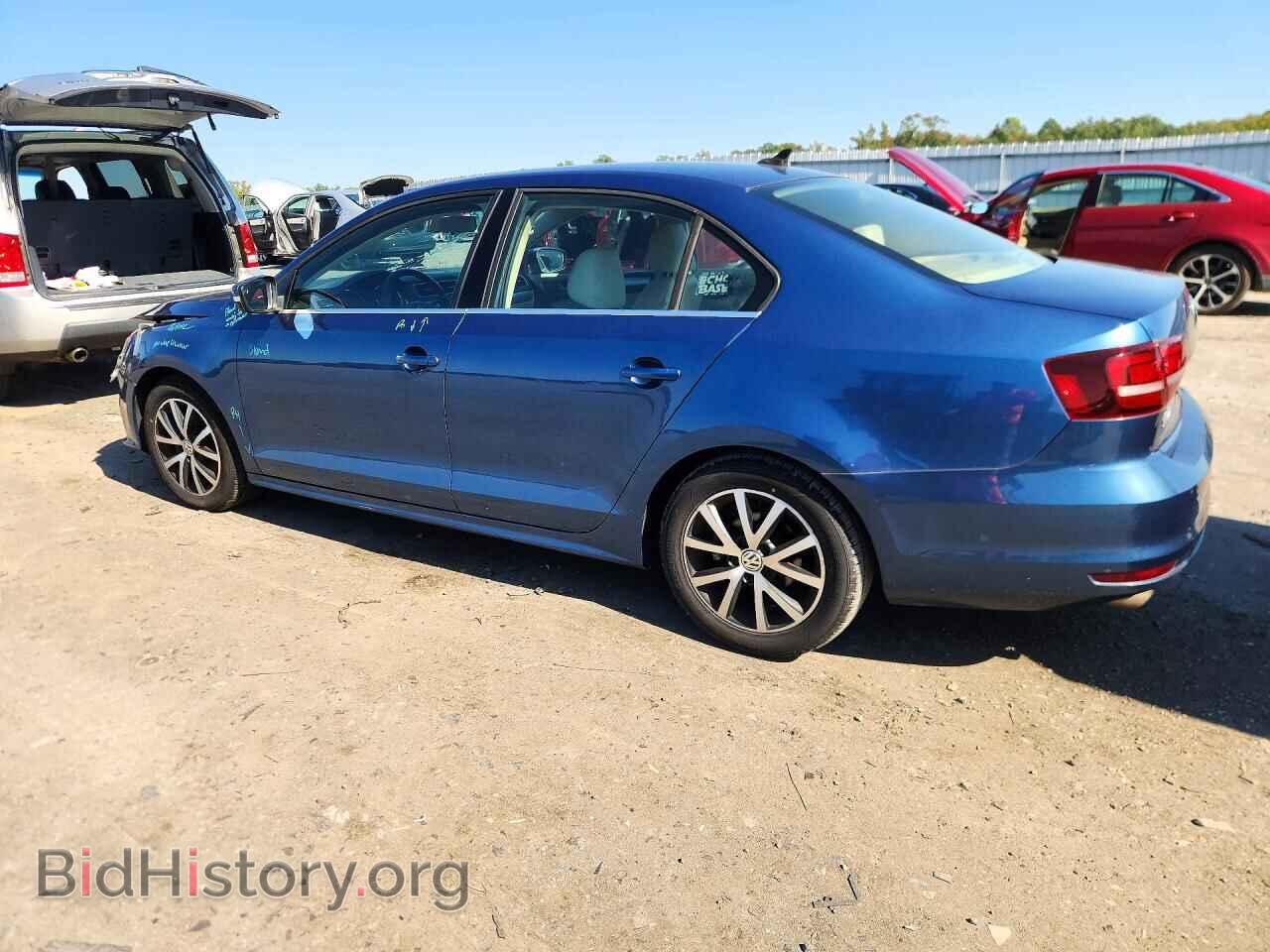 2017 VOLKSWAGEN JETTA - VIN: 3VWDB7AJ9HM301464 - Photo 2