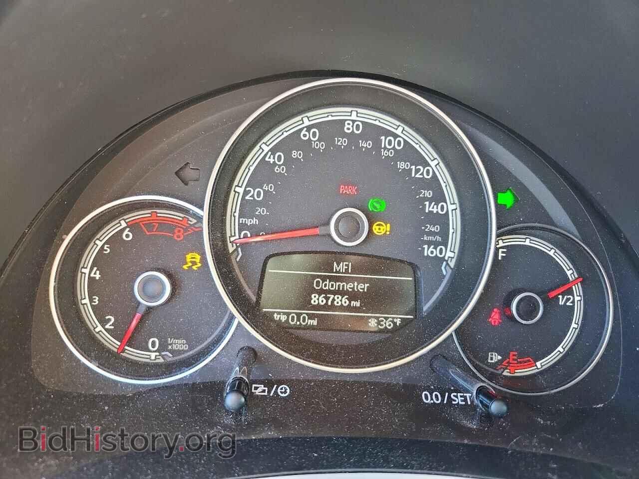 2017 VOLKSWAGEN BEETLE - VIN: 3VWJ17AT7HM607439 - Фото 9