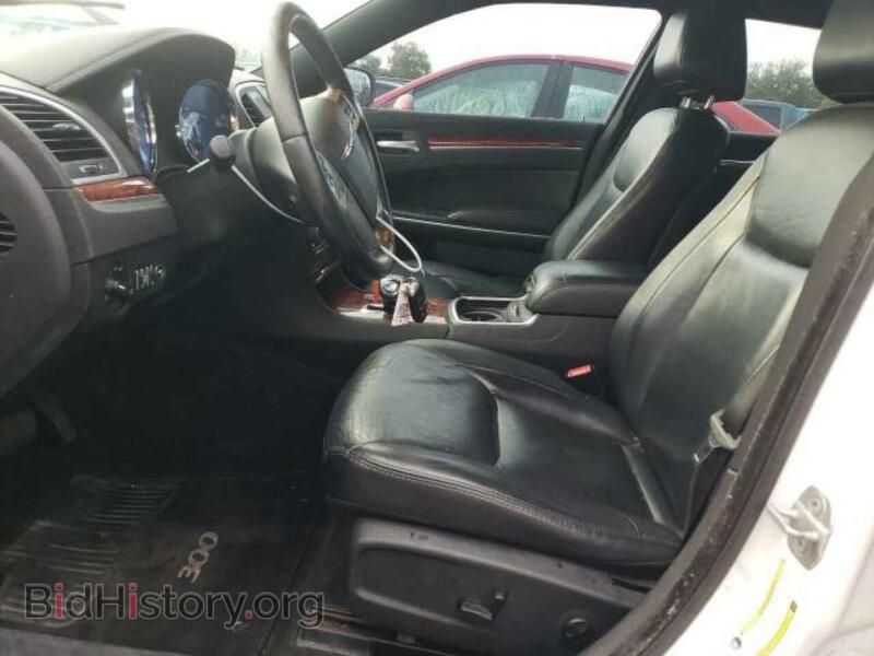 2012 Chrysler 300 (VIN 2C3CCACG9CH223127) — фото 7 из 13