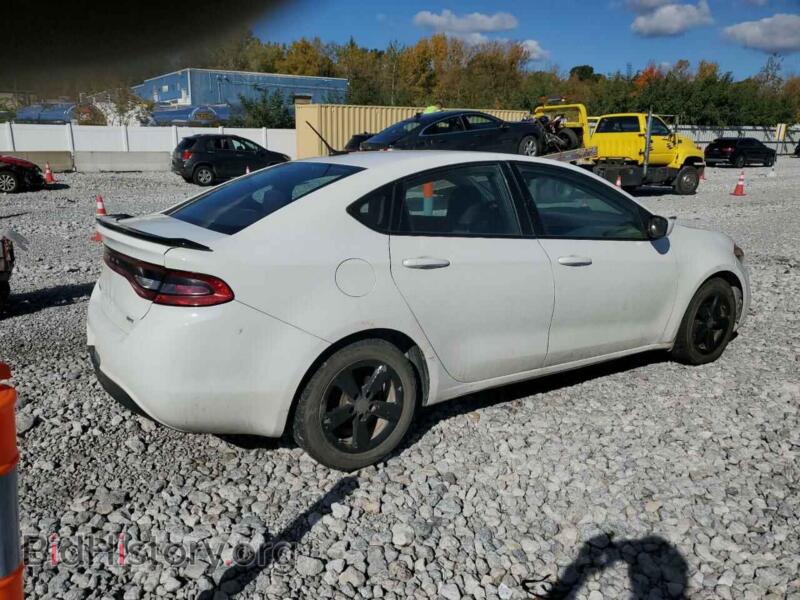 2015 Dodge DART (VIN 1C3CDFBB8FD265645) — photo 3 of 12