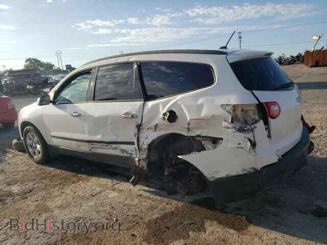 2011 CHEVROLET TRAVERSE - VIN: 1GNKRFED2BJ126846 - Фото 2