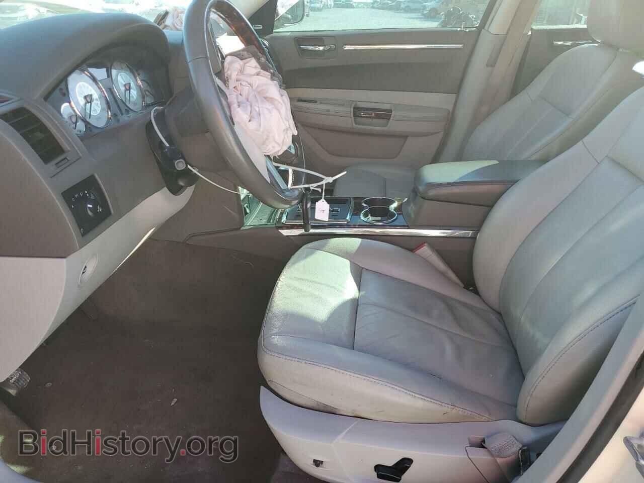 2010 CHRYSLER 300 - VIN: 2C3CK3CV5AH129322 - Фото 7