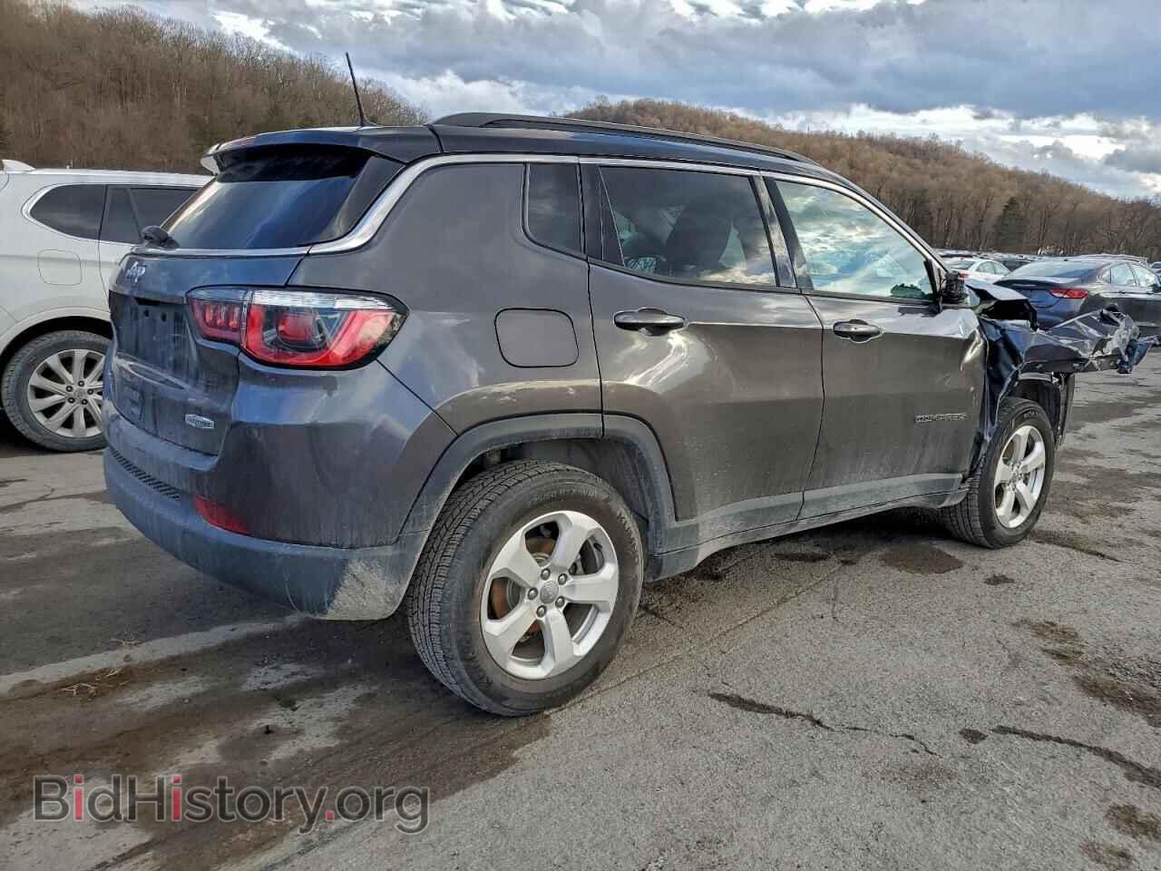 2018 JEEP COMPASS - VIN: 3C4NJDBB6JT282190 - Фото 3