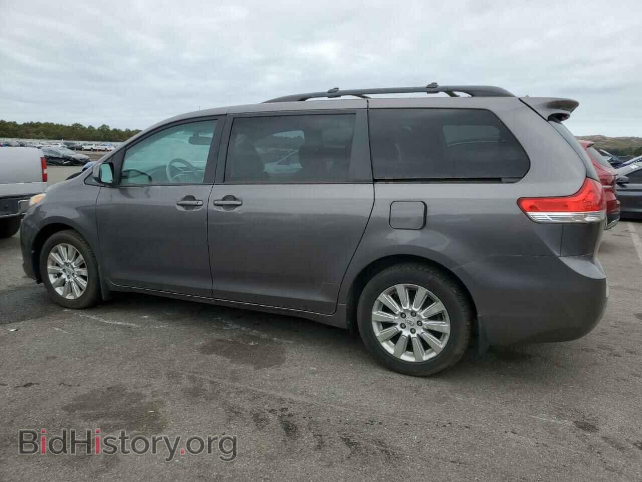 2011 TOYOTA All Models - VIN: 5TDJK3DC5BS024072 - Фото 2