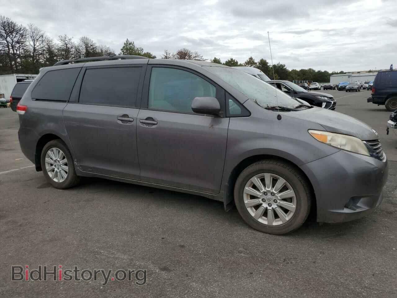 2011 TOYOTA All Models - VIN: 5TDJK3DC5BS024072 - Фото 4