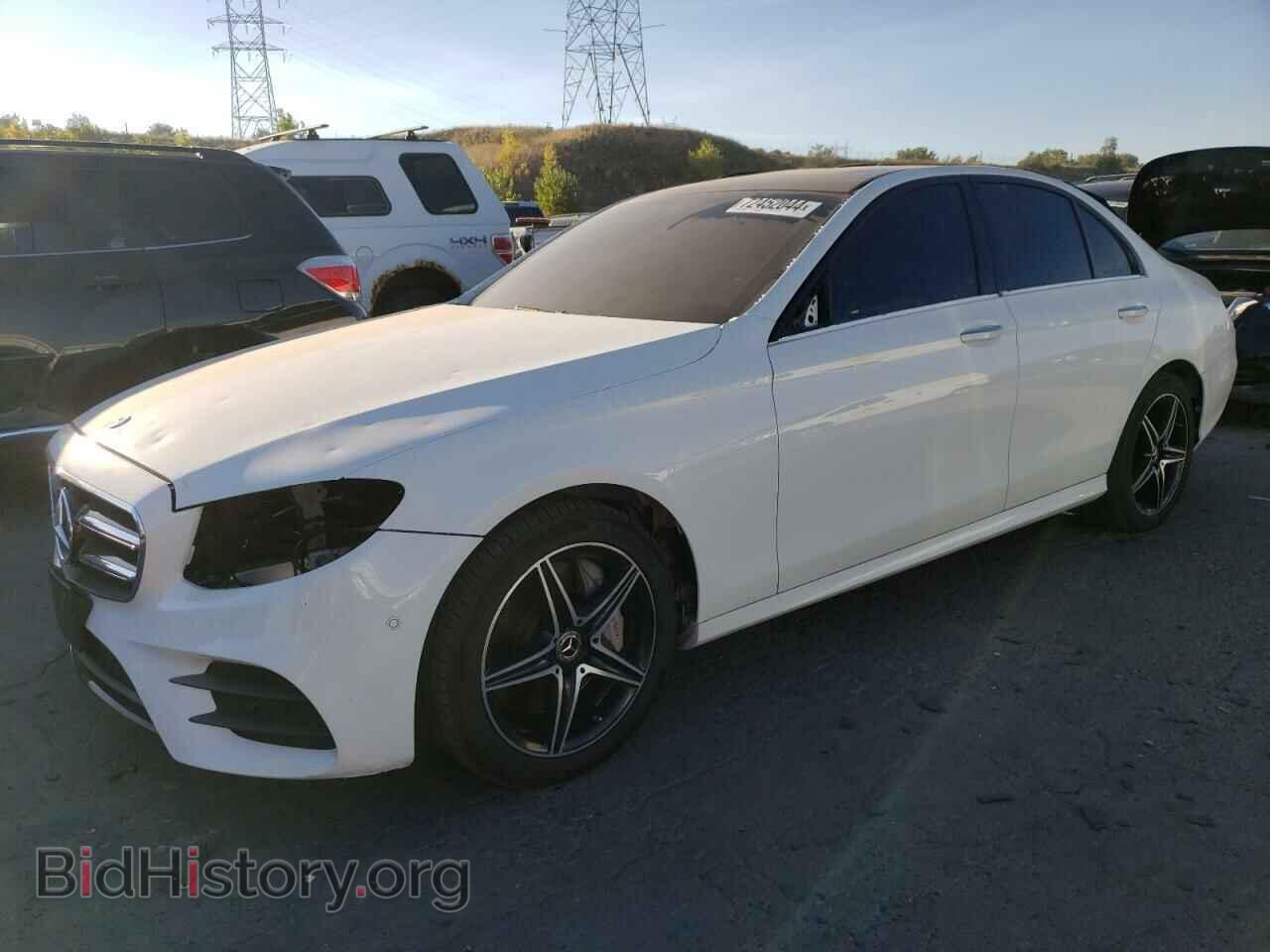 Photo WDDZF4KB4KA618985 - MERCEDES-BENZ E-CLASS 2019