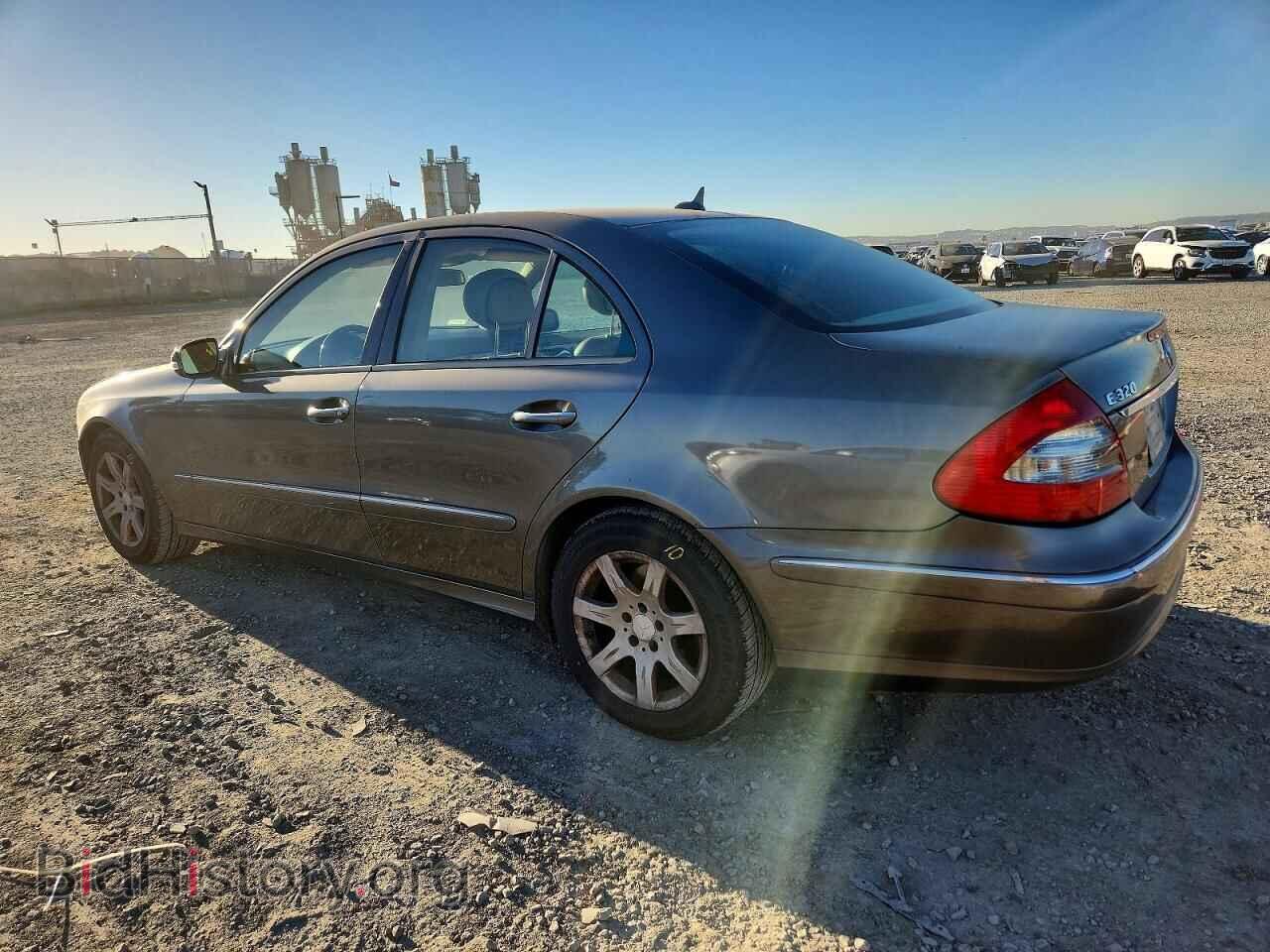 2008 MERCEDES-BENZ E-CLASS - VIN: WDBUF22X88B208664 - Фото 2