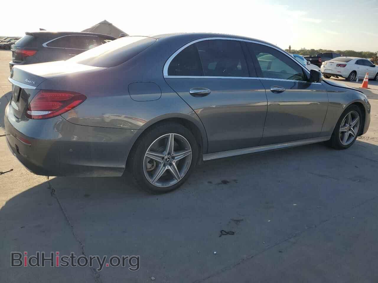 2018 MERCEDES-BENZ E-CLASS - VIN: WDDZF6GB3JA477409 - Фото 3