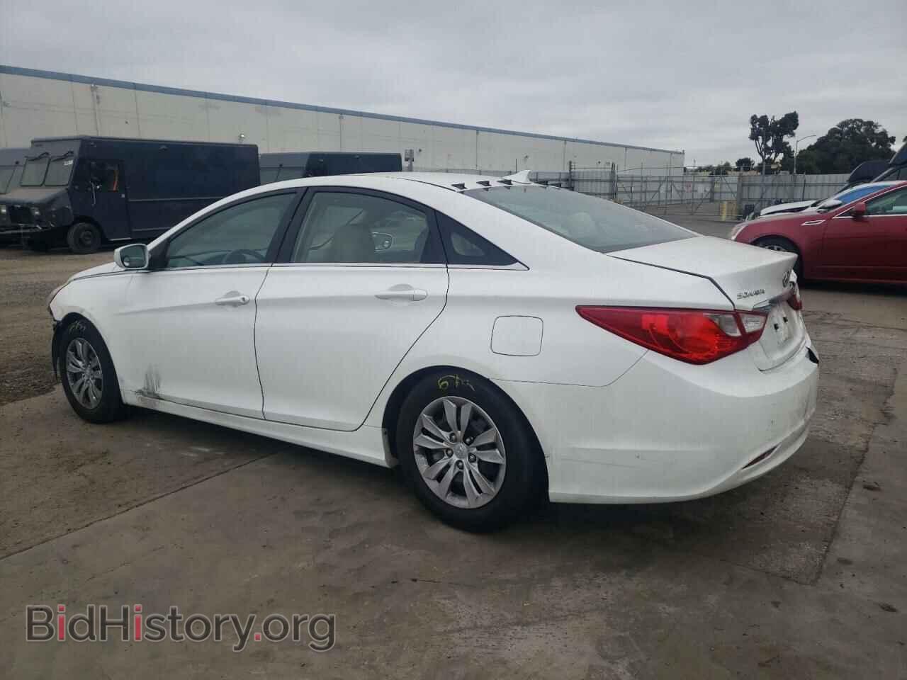 2012 HYUNDAI SONATA - VIN: 5NPEB4AC5CH413068 - Фото 2