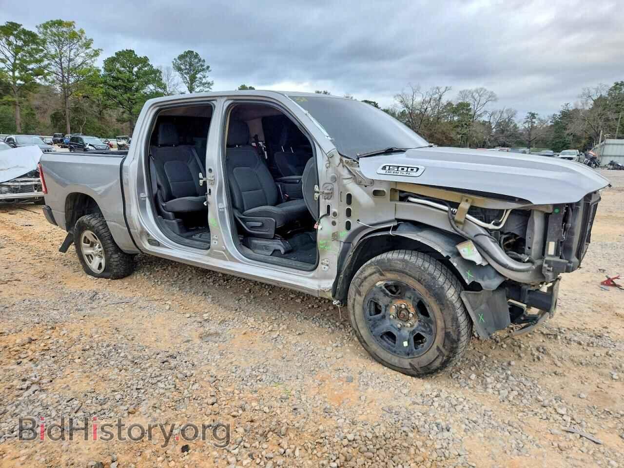 2019 RAM 1500 - VIN: 1C6SRFGT3KN626799 - Фото 4