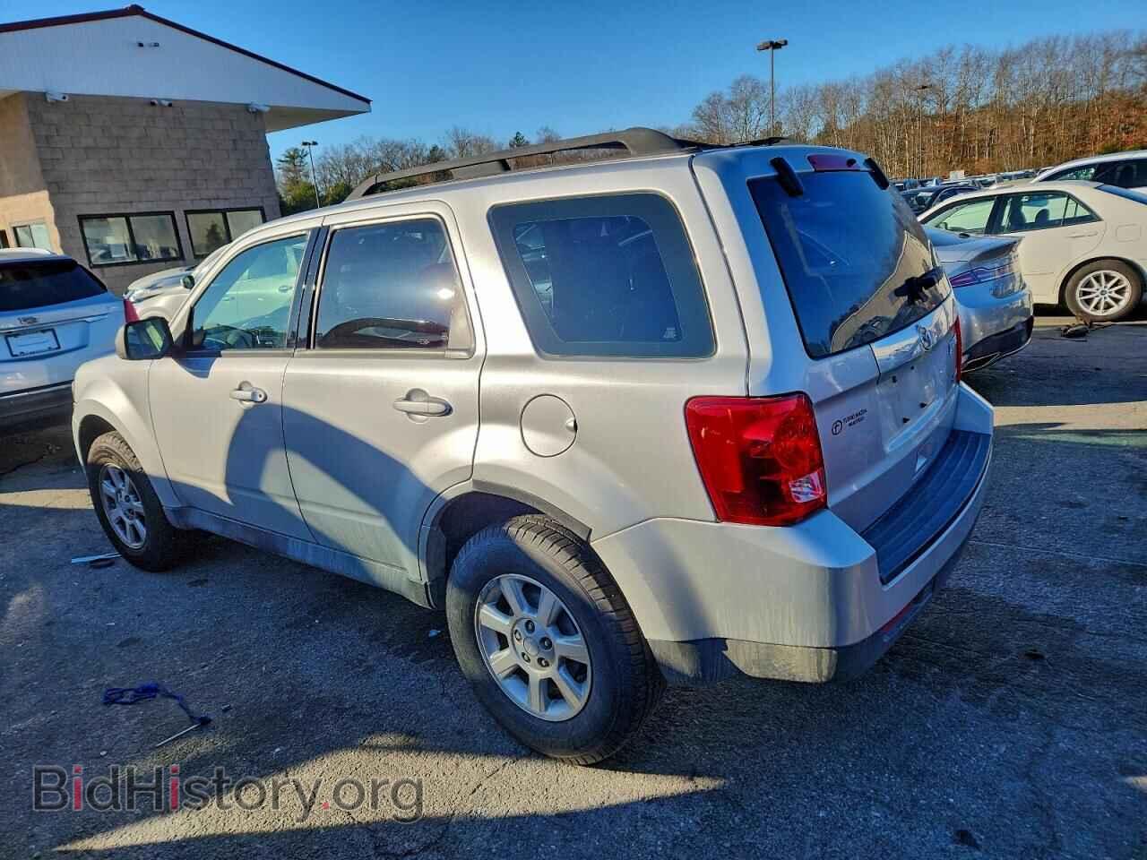 2011 MAZDA TRIBUTE - VIN: 4F2CY9C72BKM00734 - Фото 2