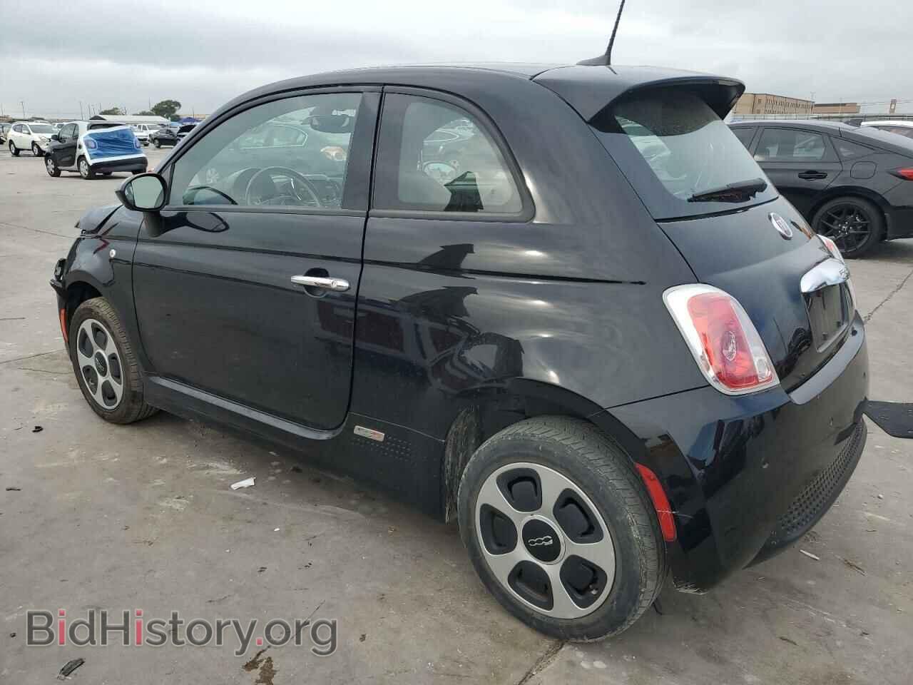 2017 FIAT 500 - VIN: 3C3CFFGE1HT654265 - Photo 2