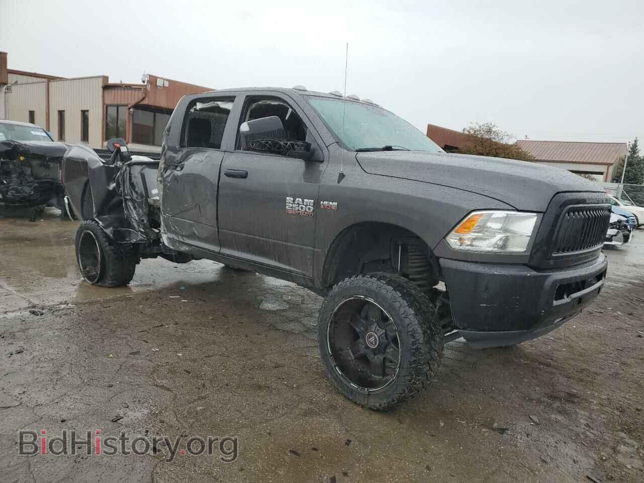 2018 RAM All Models - VIN: 3C6UR5CJ2JG332177 - Photo 4