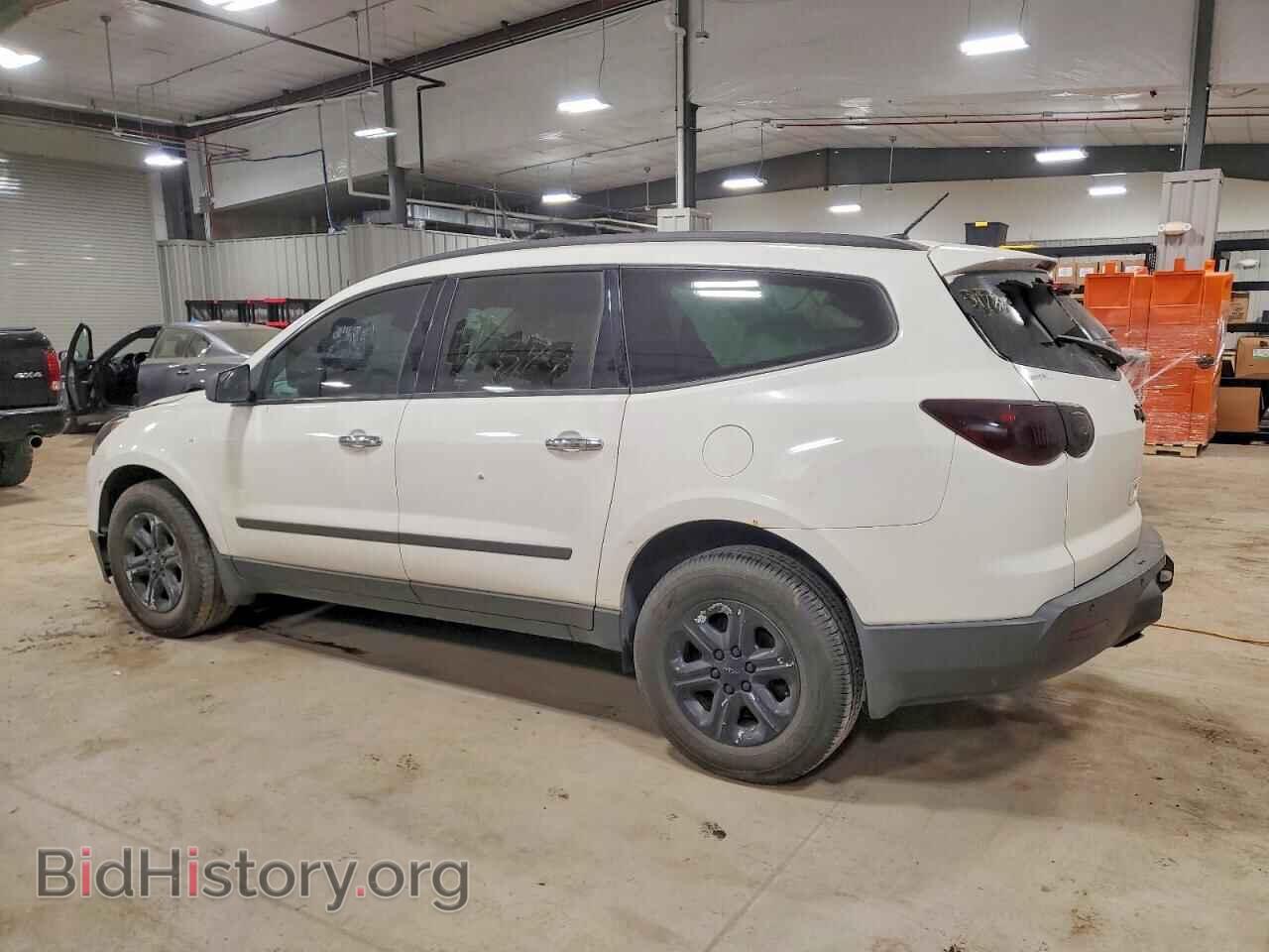 2012 CHEVROLET TRAVERSE - VIN: 1GNKRFED8CJ179682 - Фото 2
