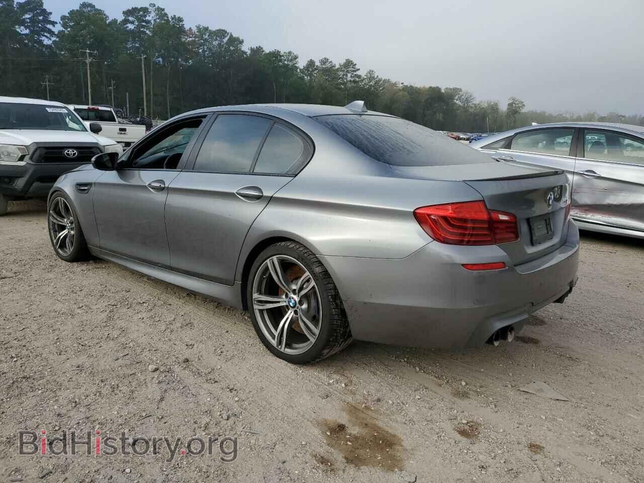 2014 BMW M5 - VIN: WBSFV9C59ED593230 - Photo 2