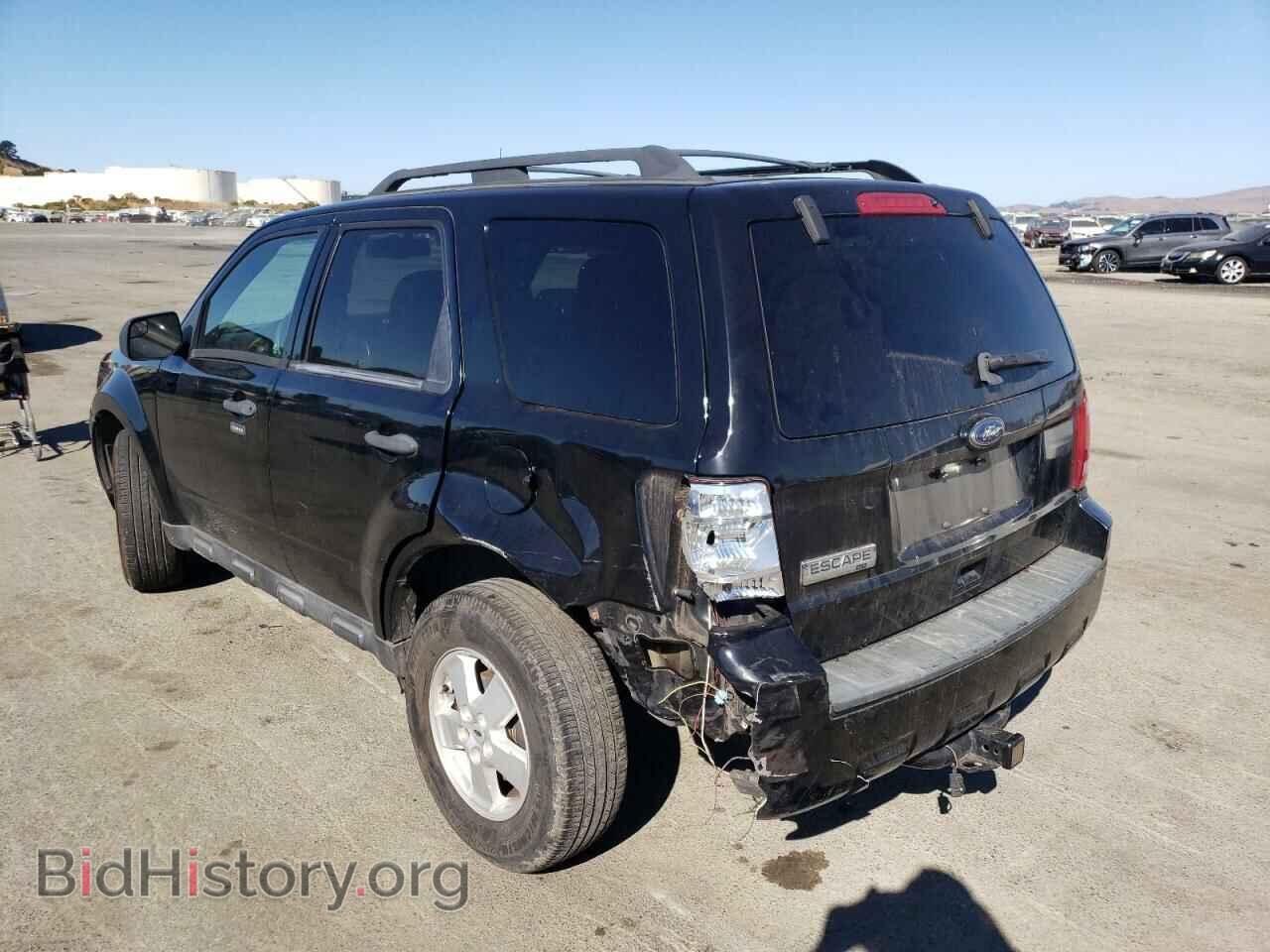2010 FORD ESCAPE - VIN: 1FMCU0D75AKB01223 - Фото 2