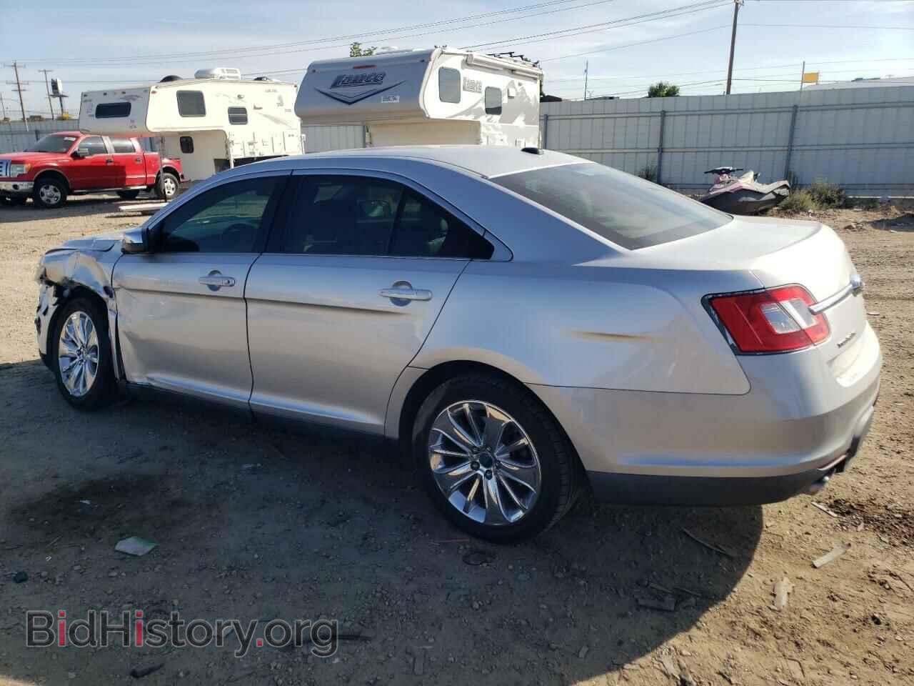 2011 FORD TAURUS - VIN: 1FAHP2FW2BG155560 - Фото 2