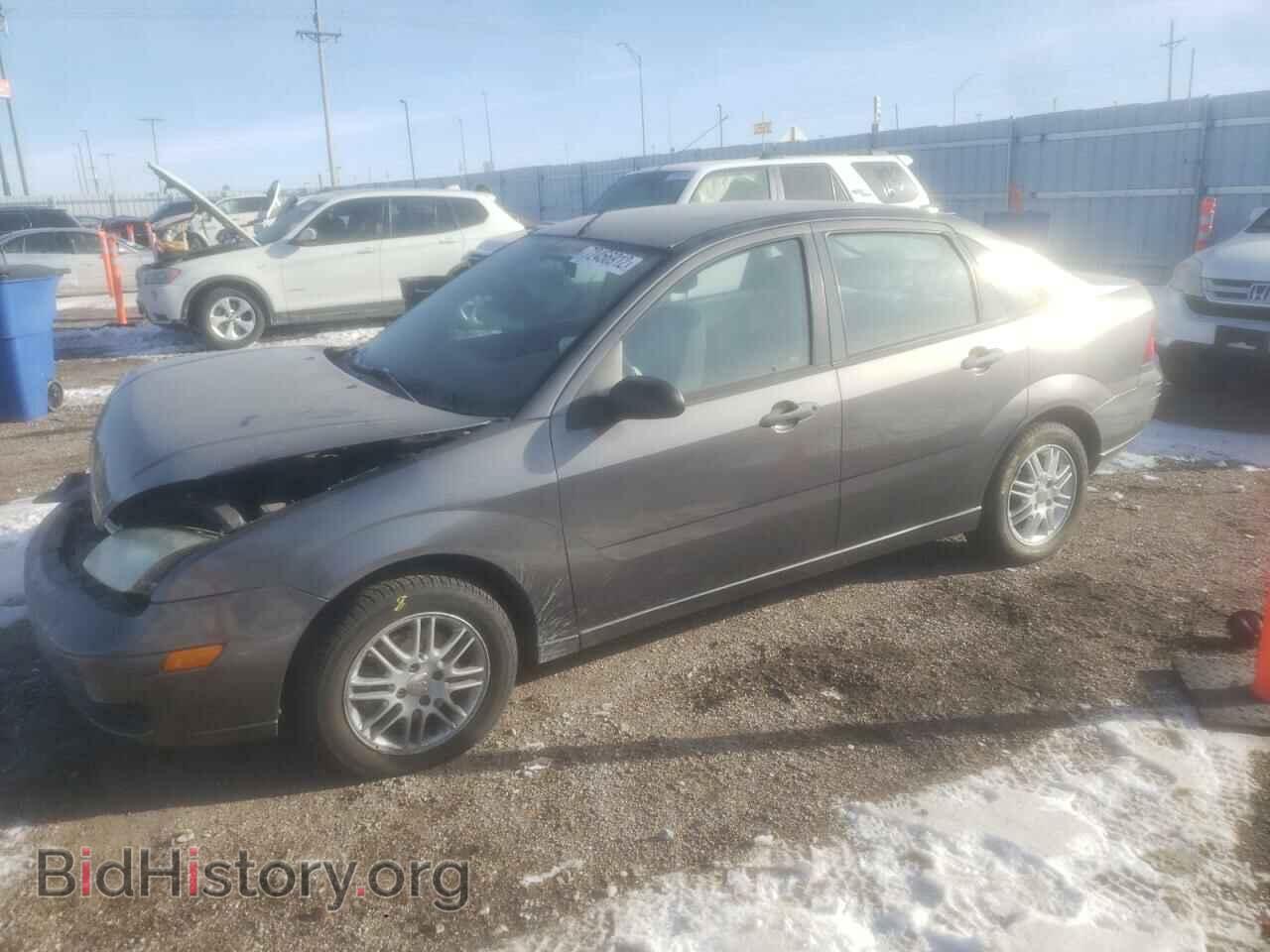 Фотография 1FAHP34N37W275672 - FORD FOCUS 2007