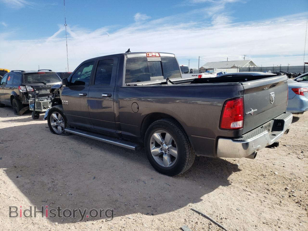 2017 RAM 1500 - VIN: 1C6RR6GTXHS574418 - Photo 2