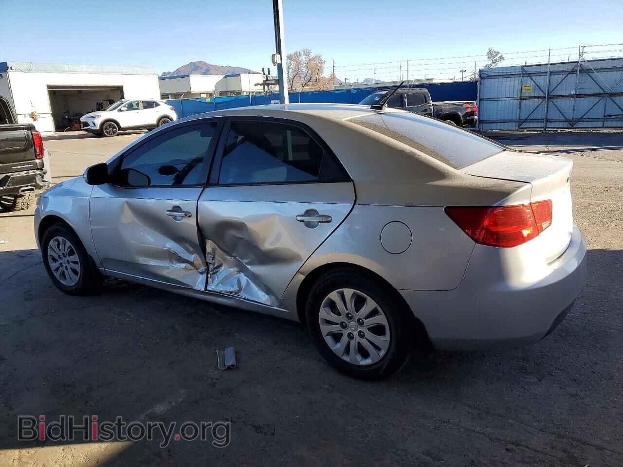 2013 KIA FORTE - VIN: KNAFT4A28D5737025 - Фото 2