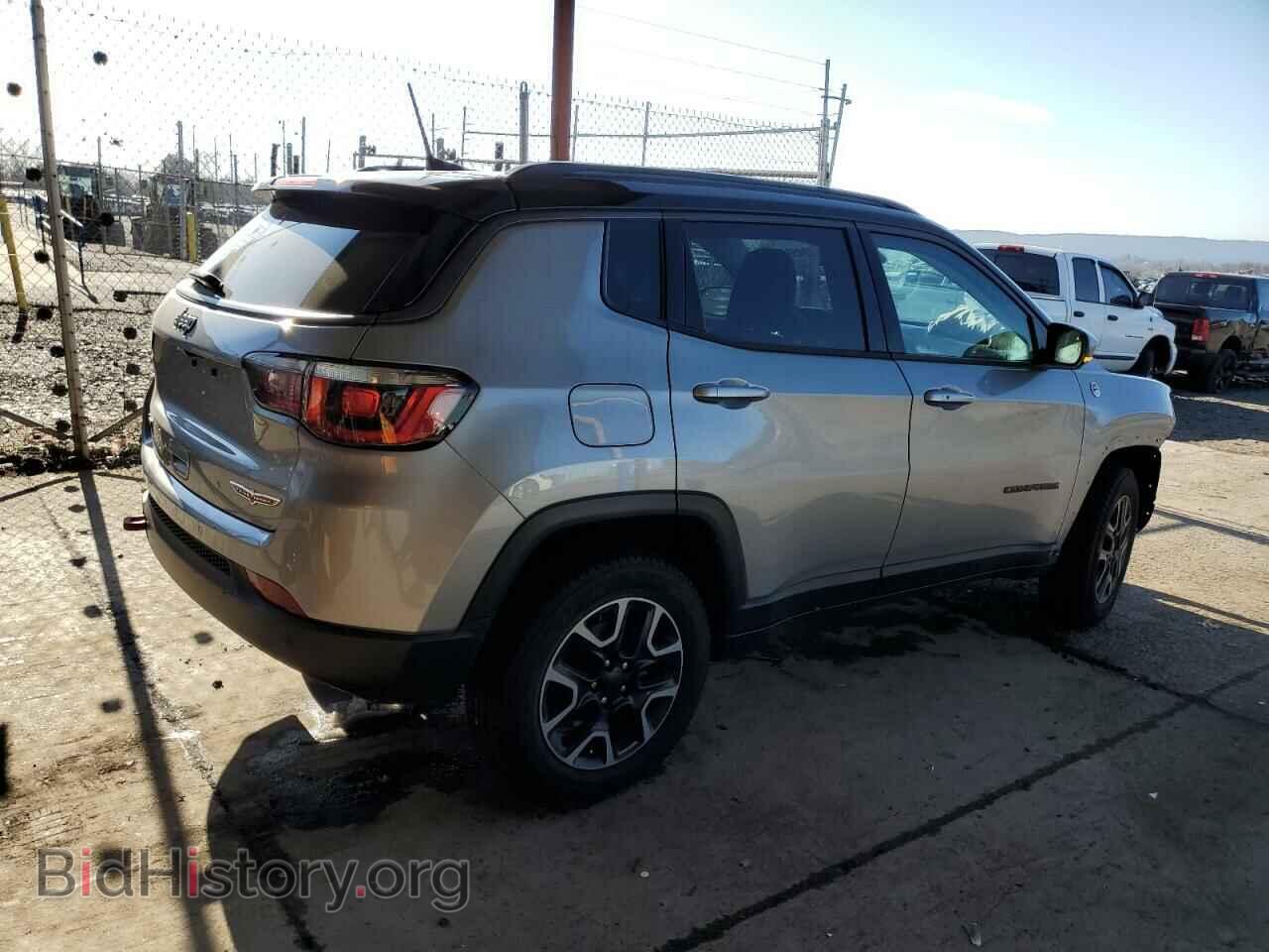2019 JEEP COMPASS - VIN: 3C4NJDDB9KT752484 - Фото 3