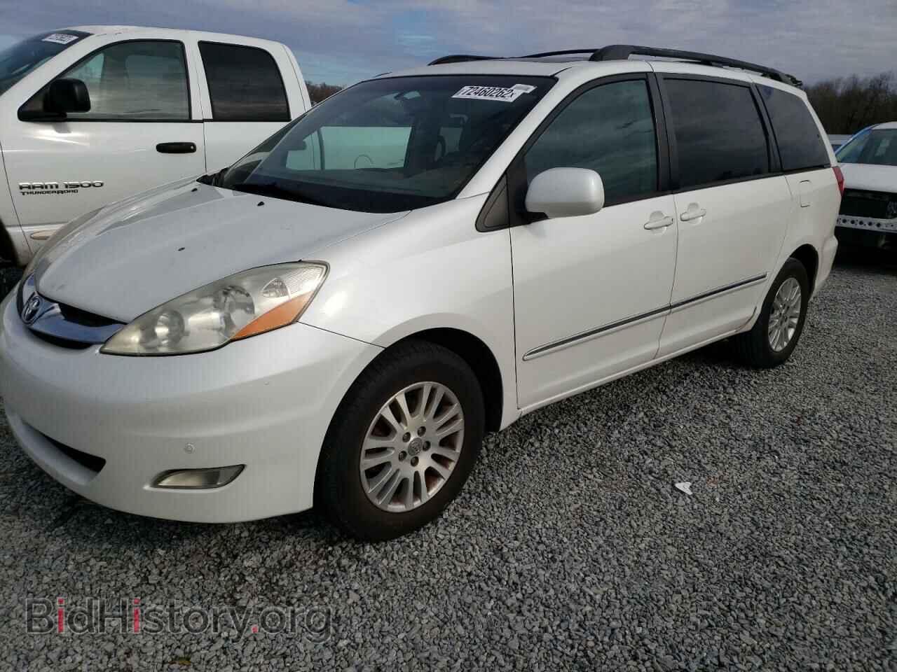 Фотография 5TDDK4CC7AS030538 - TOYOTA SIENNA 2010