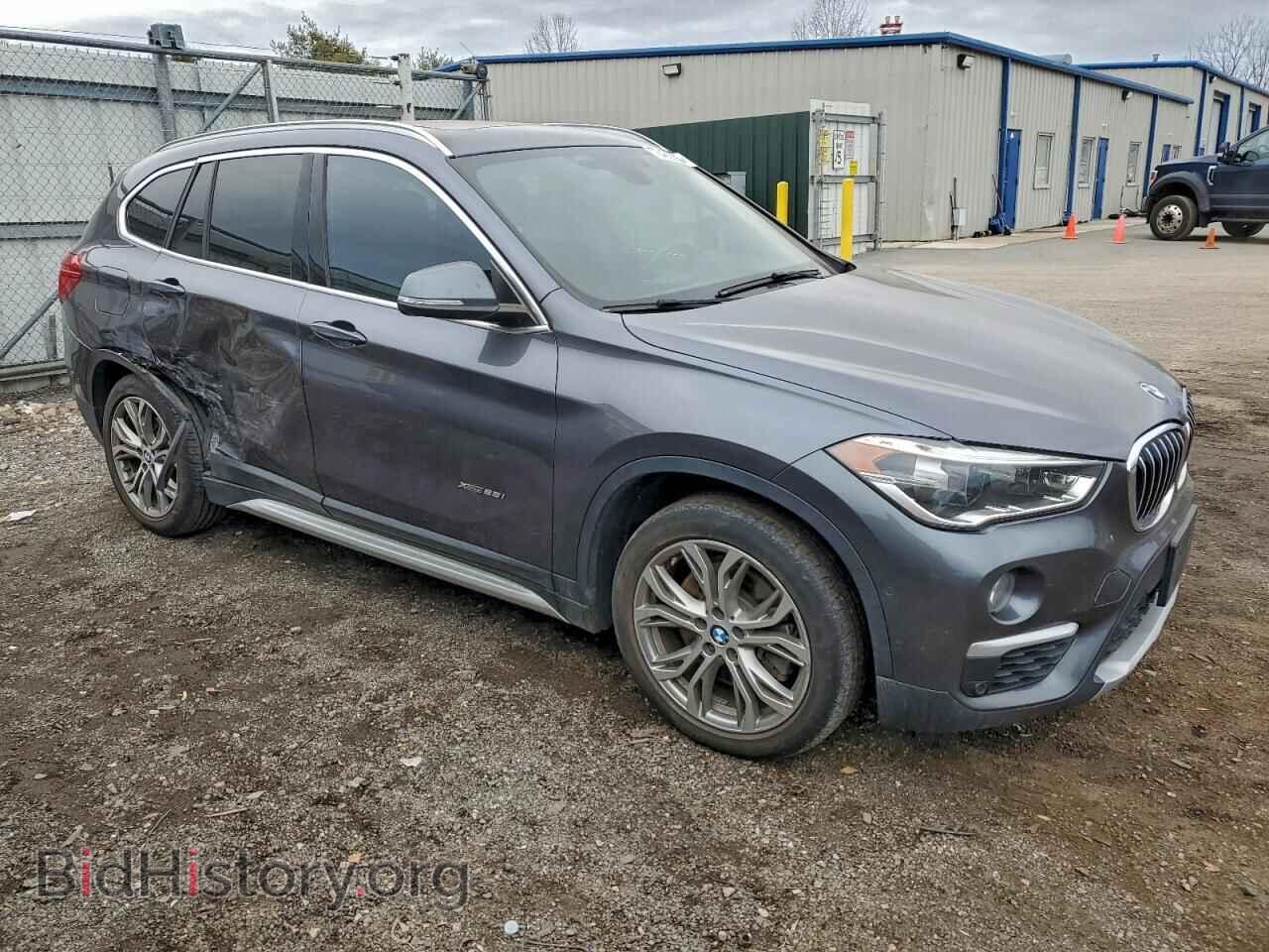 2017 BMW X1 - VIN: WBXHT3Z35H4A57300 - Фото 4