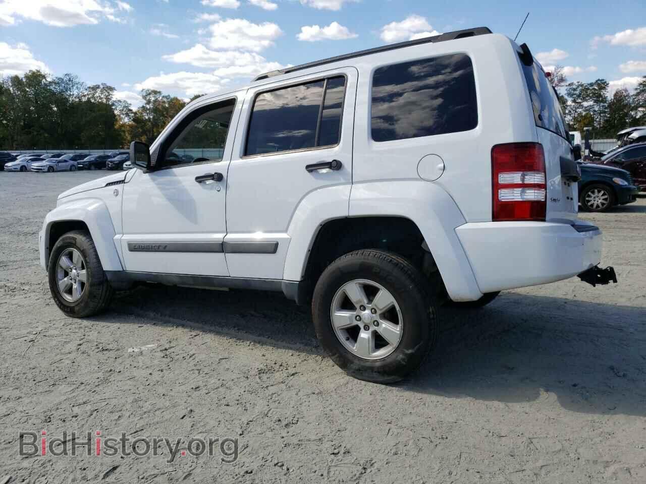 2011 JEEP LIBERTY - VIN: 1J4PN2GK2BW531469 - Фото 2