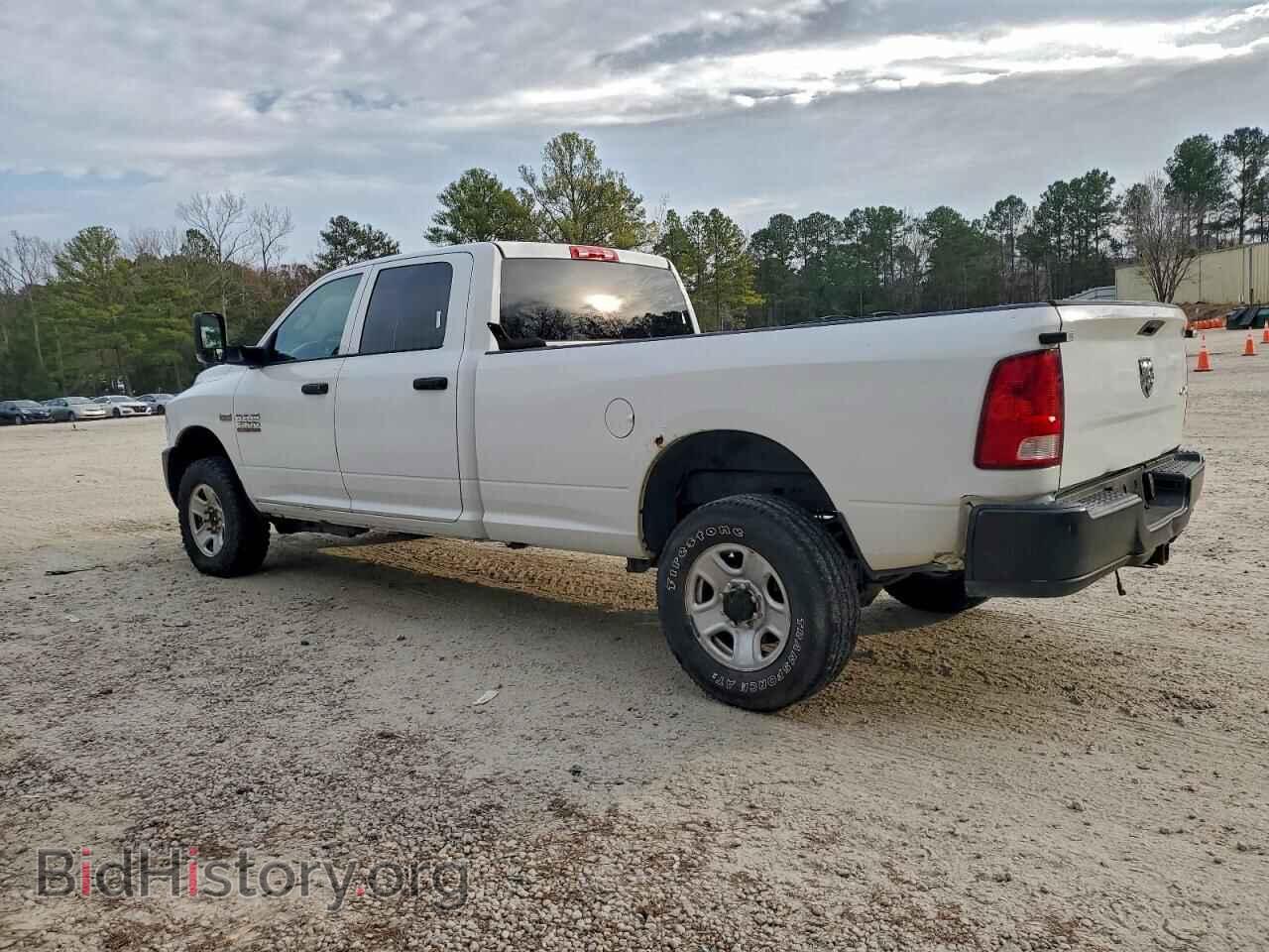 2015 RAM All Models - VIN: 3C6UR5HJ9FG693292 - Photo 2