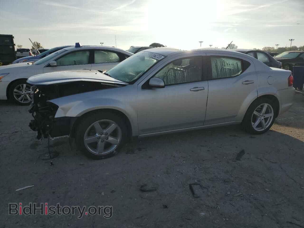 Фотография 1B3BD2FG2BN572272 - DODGE AVENGER 2011