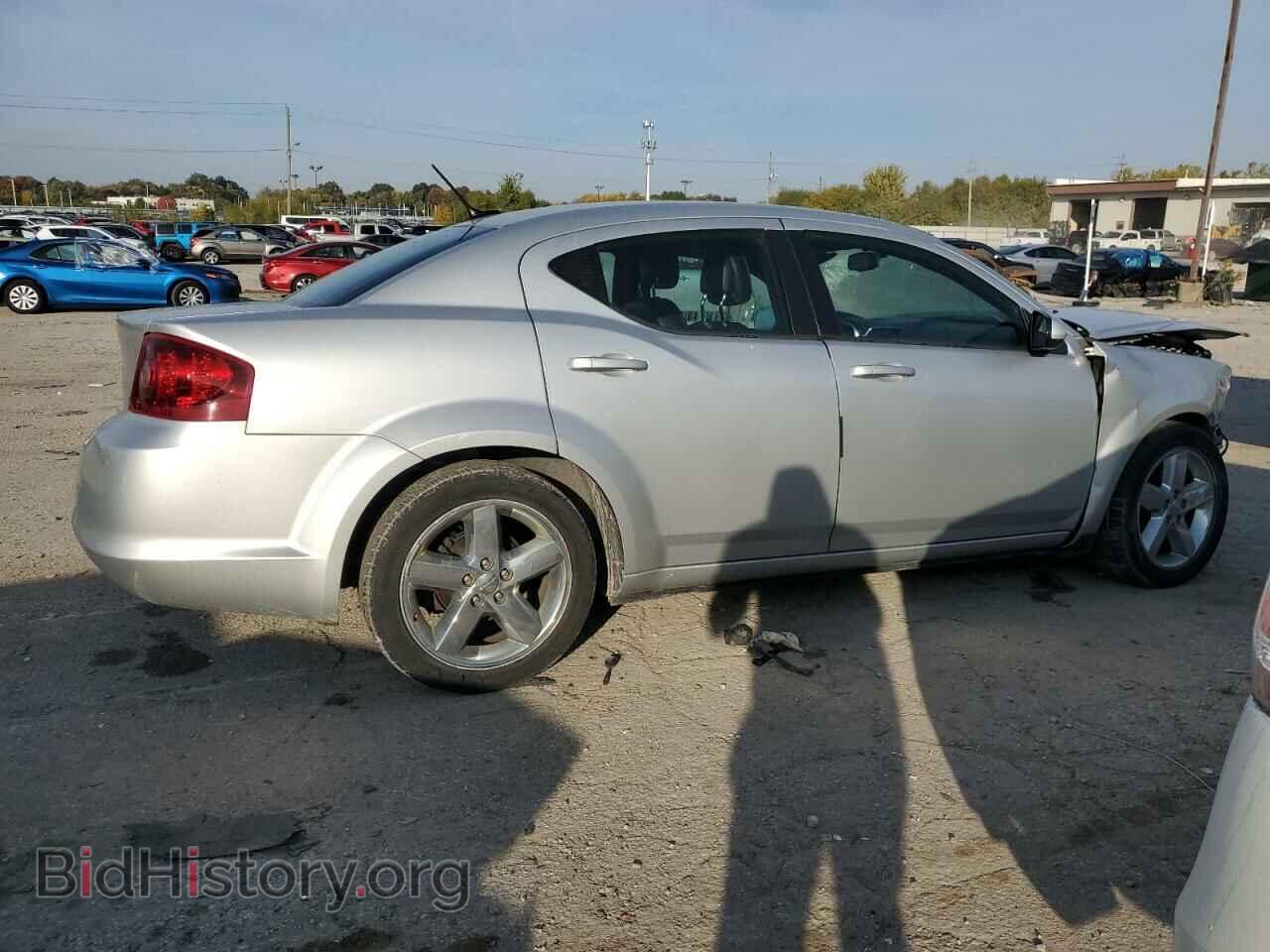 2011 DODGE AVENGER - VIN: 1B3BD2FG2BN572272 - Фото 3