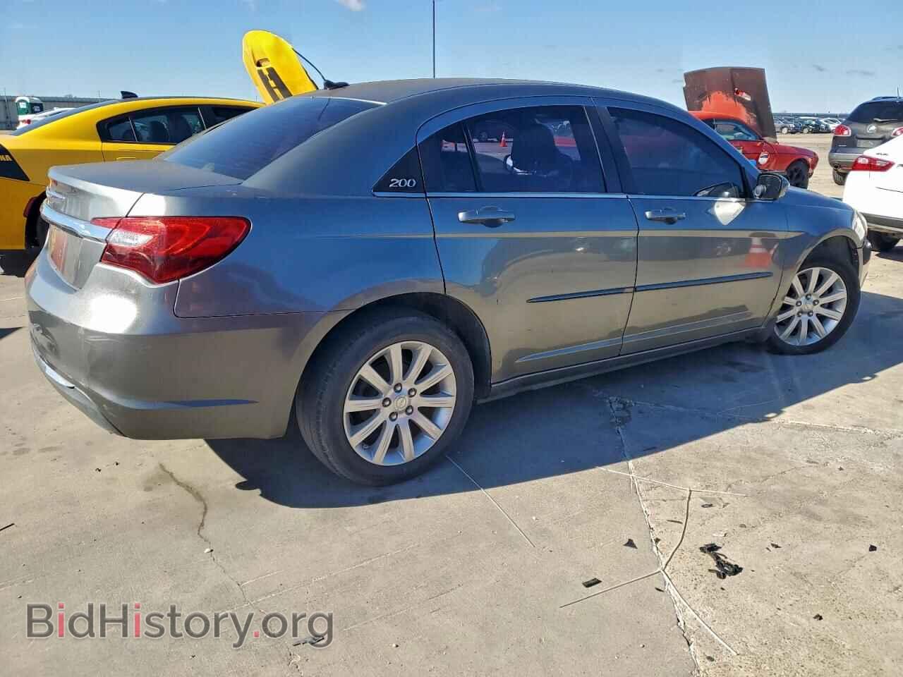 2012 CHRYSLER 200 - VIN: 1C3CCBBG3CN130733 - Фото 3