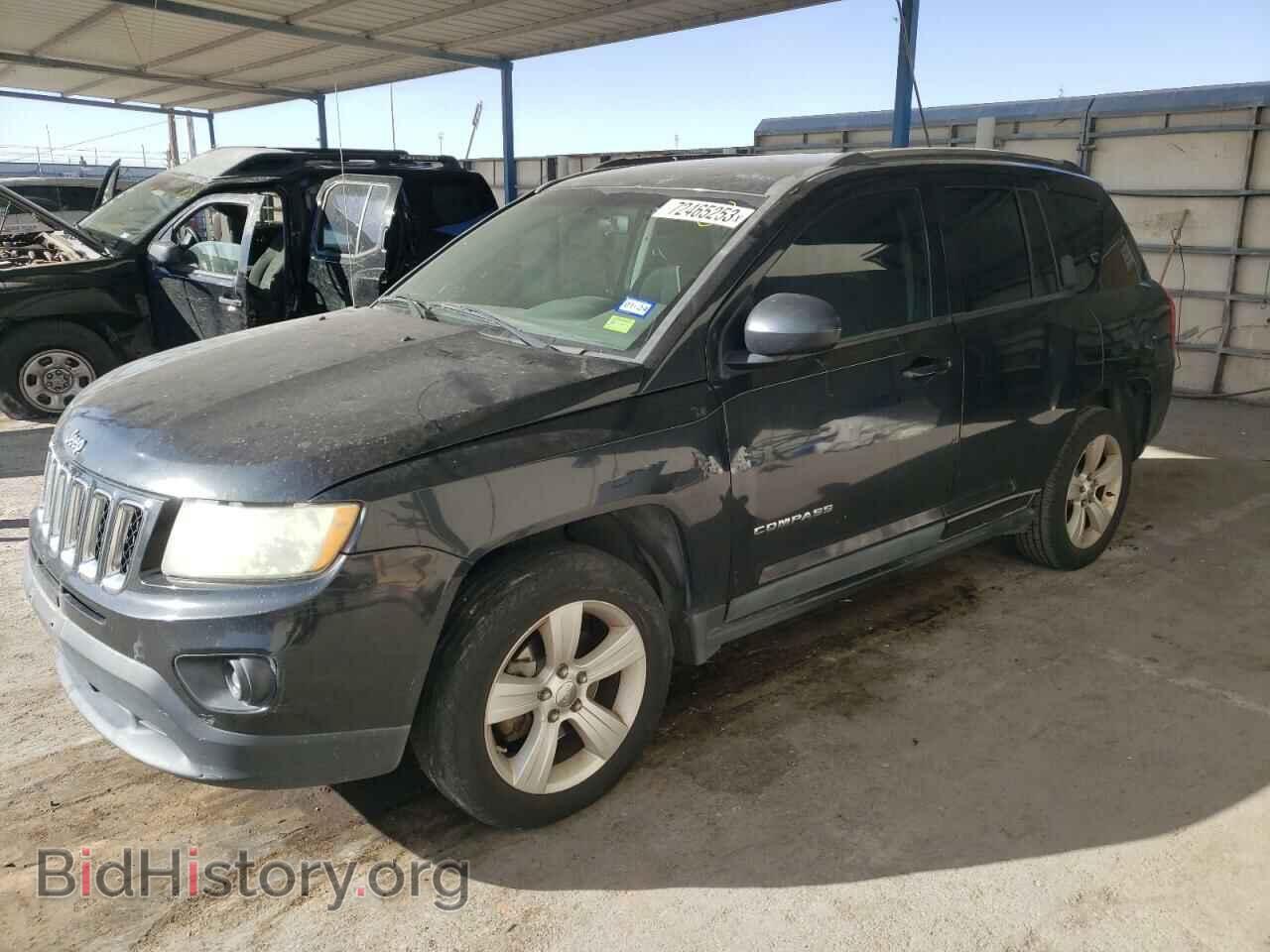 Photo 1J4NF1FB7BD221328 - JEEP COMPASS 2011