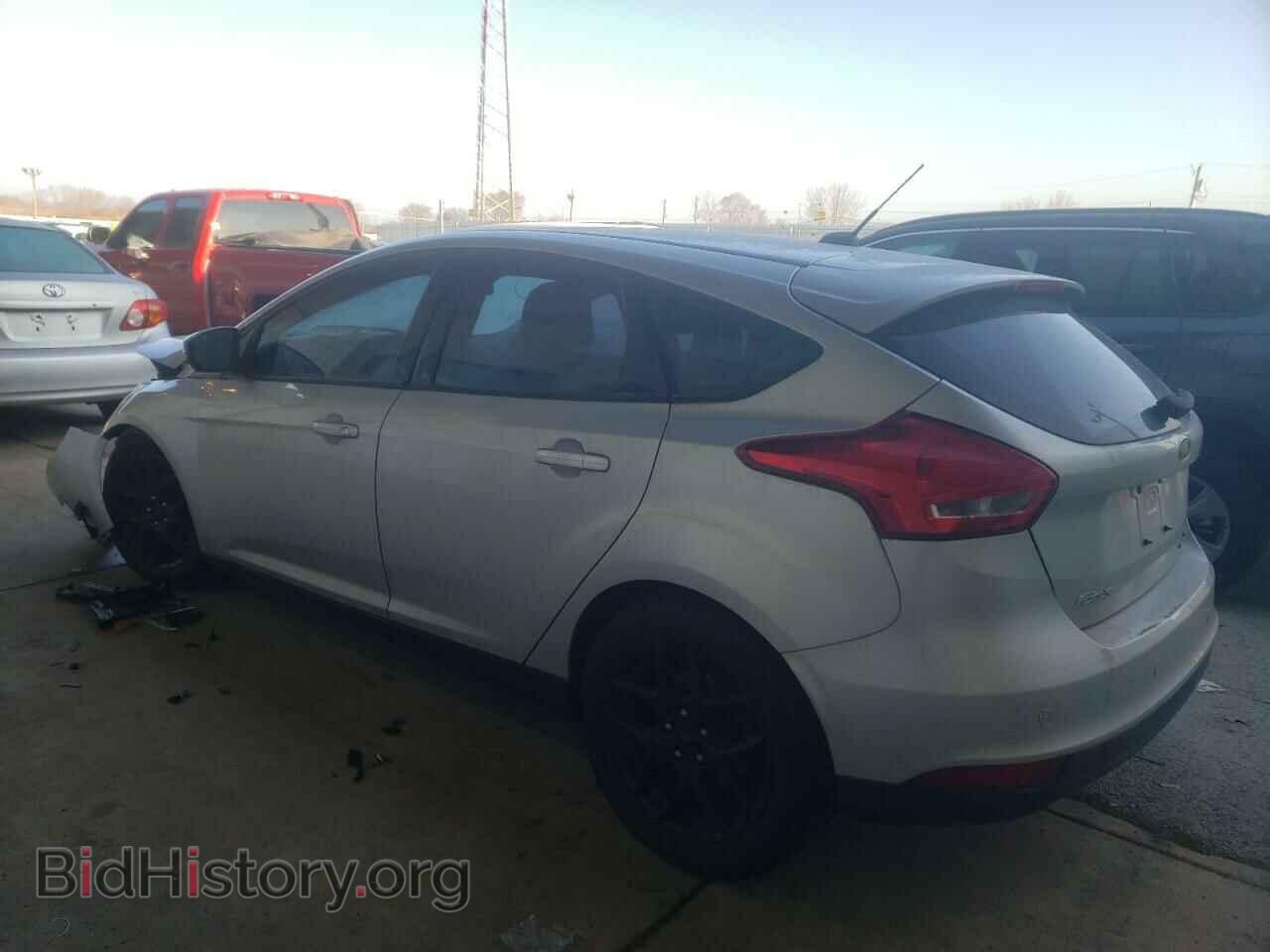 2016 FORD FOCUS - VIN: 1FADP3K26GL302596 - Фото 2