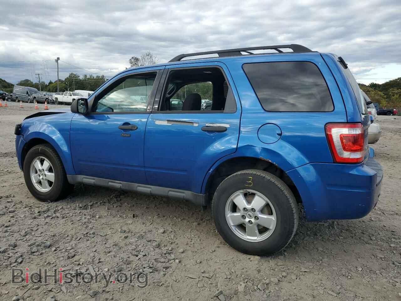 2011 FORD ESCAPE - VIN: 1FMCU9D72BKA79221 - Photo 2
