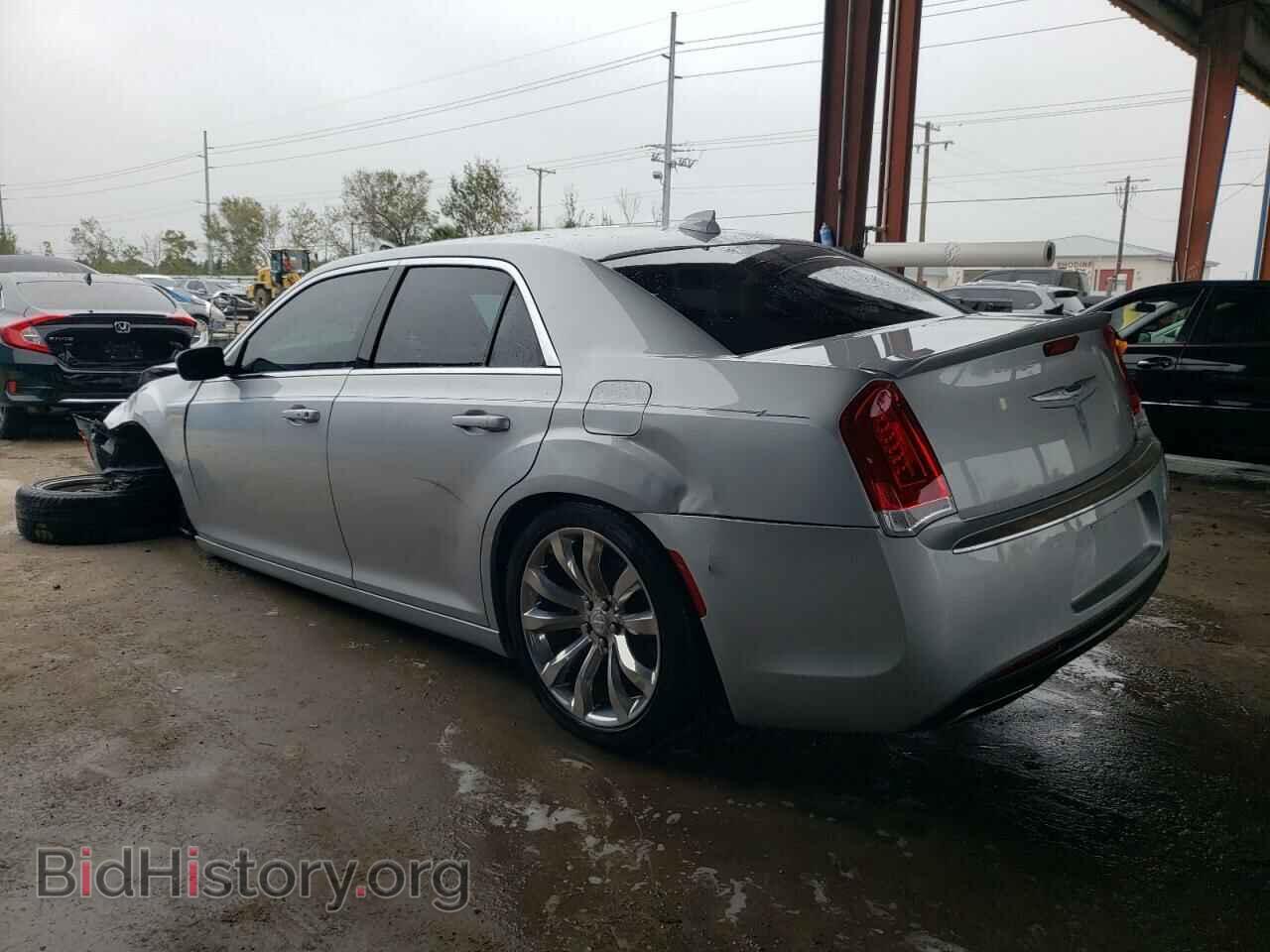 2021 CHRYSLER 300 - VIN: 2C3CCAAG7MH558178 - Фото 2