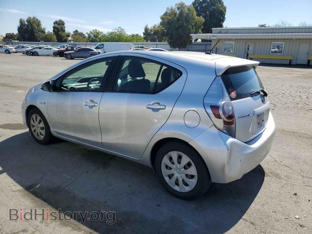 2012 TOYOTA PRIUS - VIN: JTDKDTB32C1501184 - Фото 2