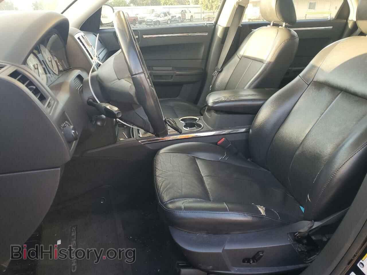 2010 CHRYSLER 300 - VIN: 2C3CA5CV4AH234674 - Фото 7