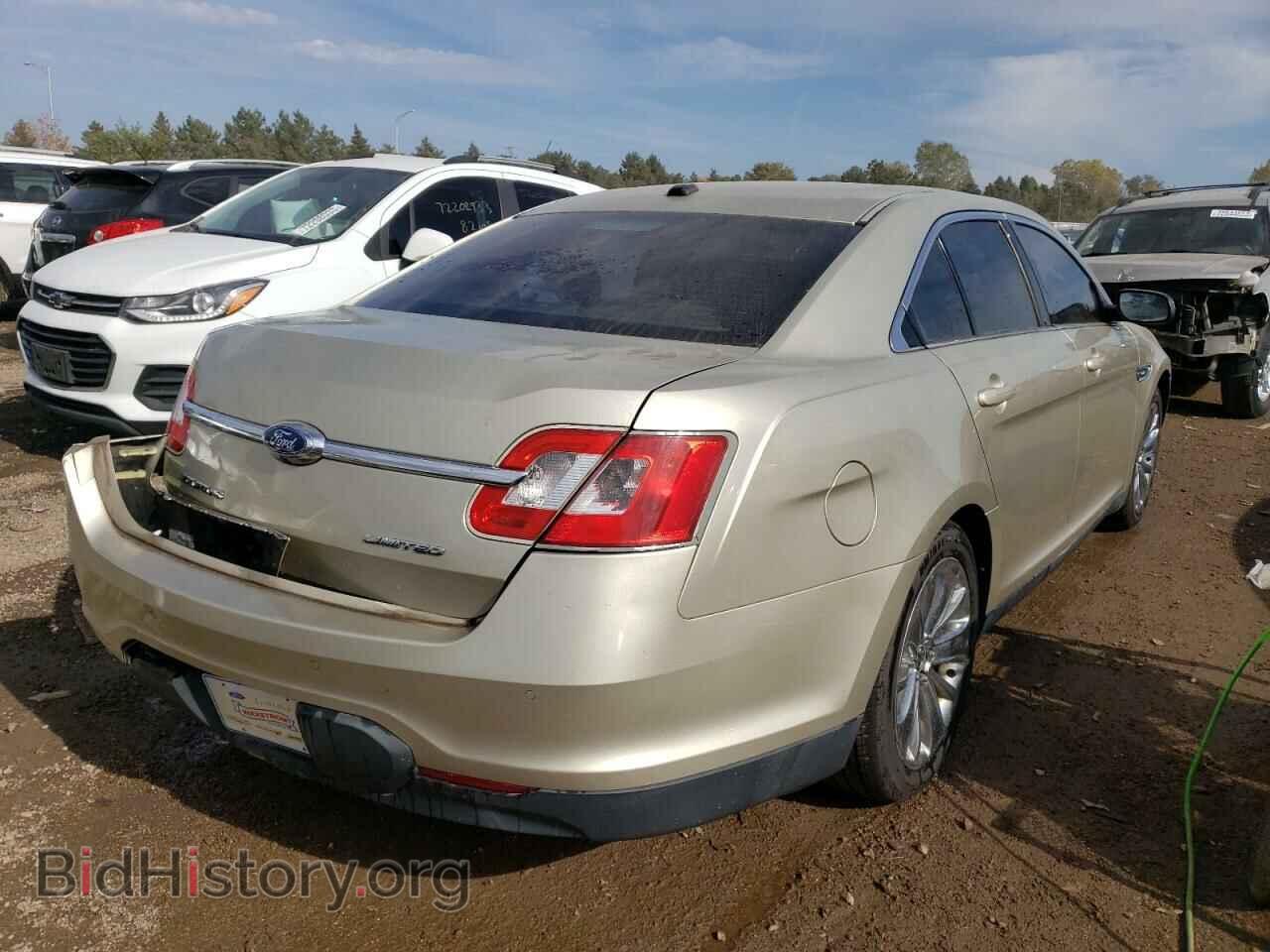 2010 FORD TAURUS - VIN: 1FAHP2FW7AG164852 - Фото 3