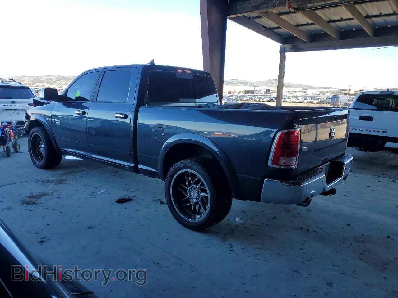 2018 RAM 1500 - VIN: 1C6RR6VT7JS171084 - Фото 2